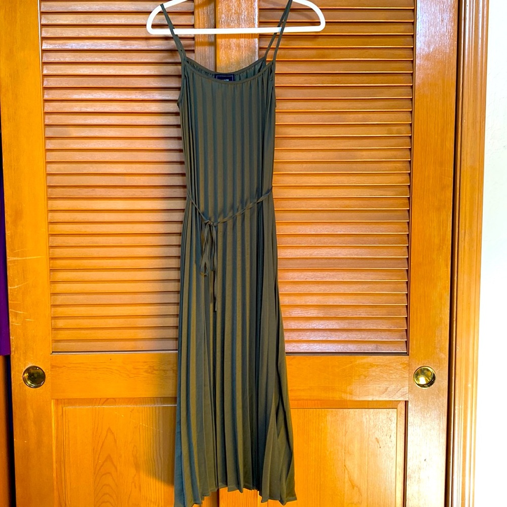 Reset by Jane pleated midi dress, forest green satin